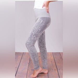 NWT M.Rena Lace Textured Leggings Gray , One Size (XS-XL)